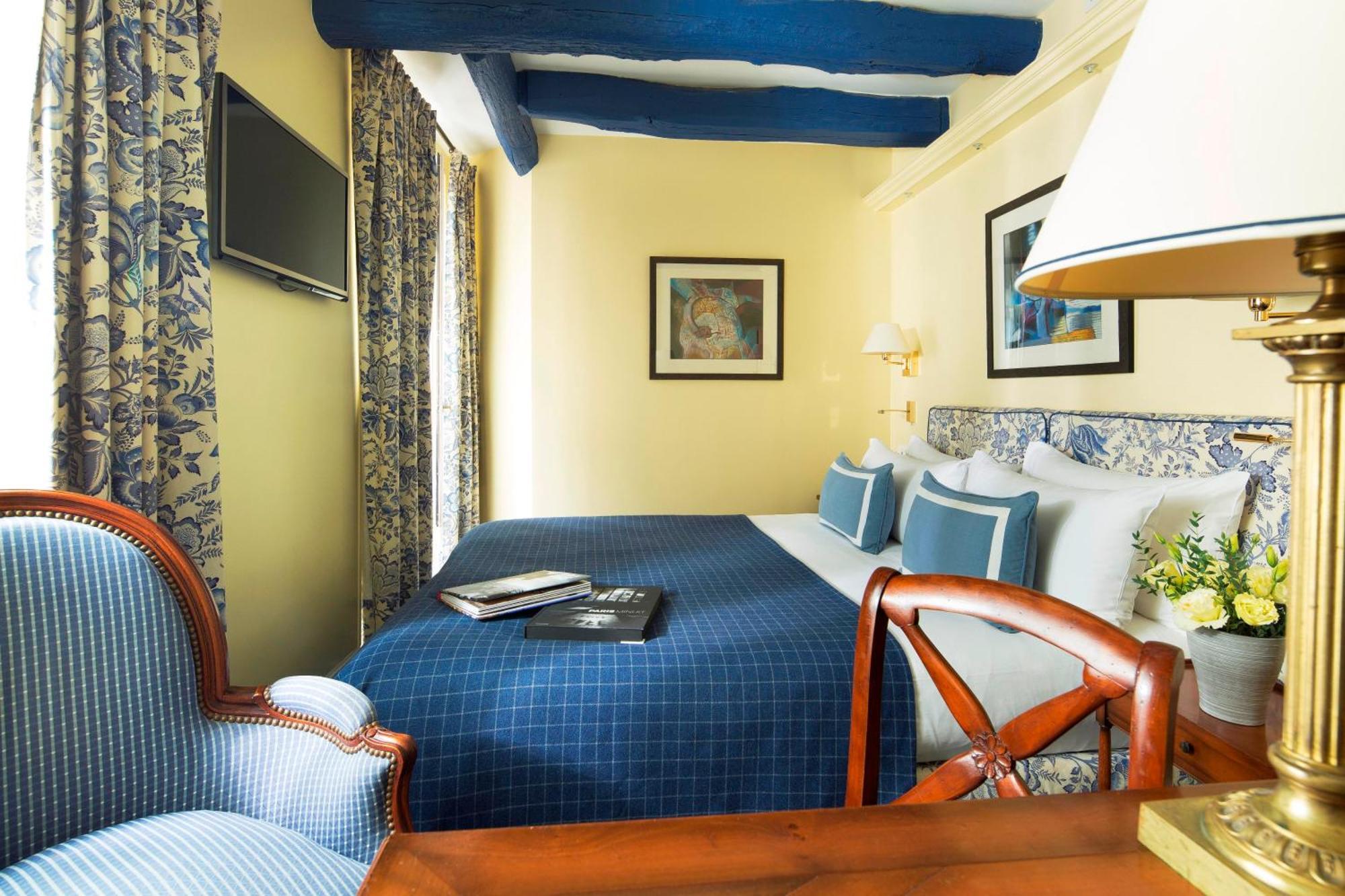 Le Relais Montmartre Hotel 4*